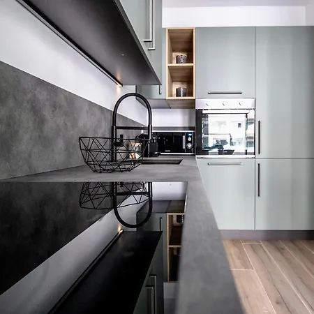 Апартаменти Incanto Nel Borgo Luxury With Terrace & Parking *