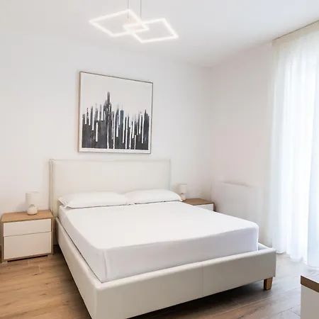 Incanto Nel Borgo Luxury With Terrace & Parking Апартаменти